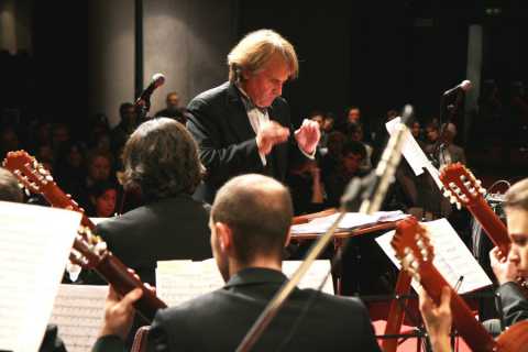 Bari, l'orchestra di chitarre De Falla: Con noi la "sei corde"  di nuovo protagonista